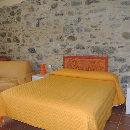 Hotel Il Vicolo Tortorici Esterno foto